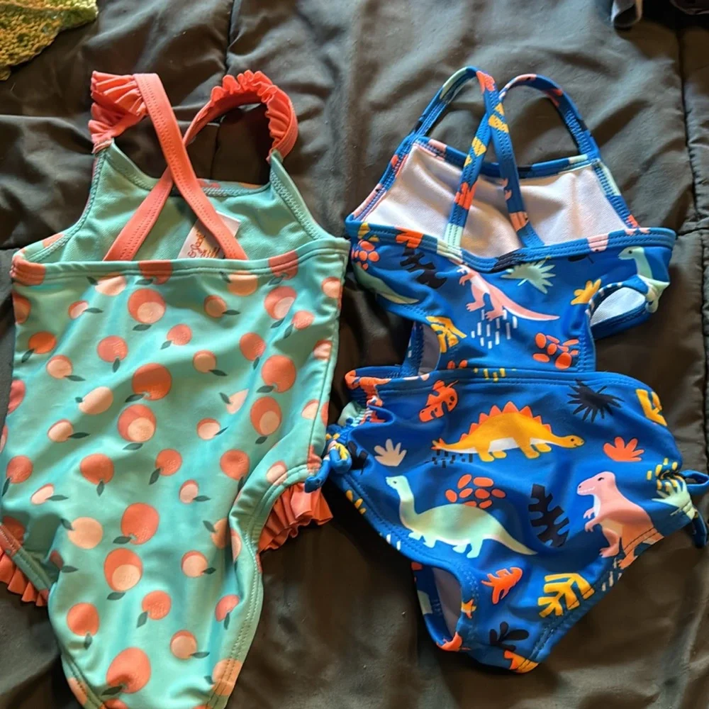 10/$10 Cat and jack swim bundle - Picture 4 of 6